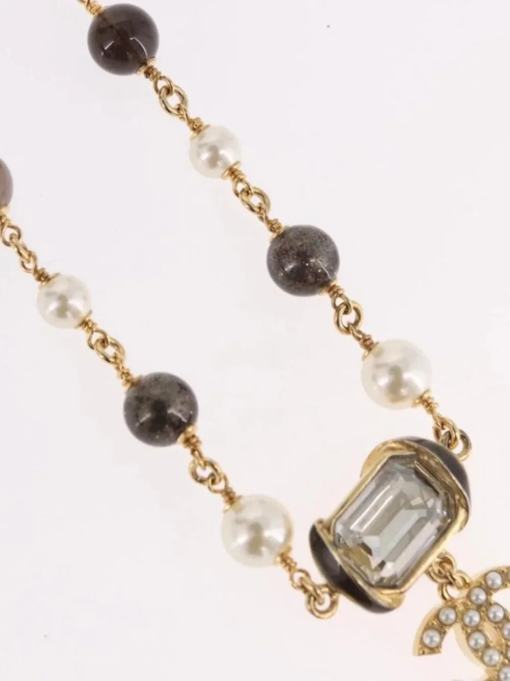 CHANEL Necklace metal Gold CC Auth 185852M